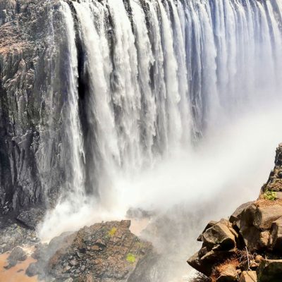 Victoria Falls Zambia : Zimbabwe